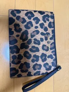 MICHAEL KORS ヒョウ柄ミニクラッチバッグ