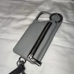エジュー　iPhone13Proケース