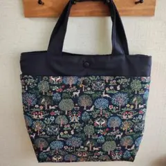 ポケットつきトートバック　 ハンドメイド　森の動物