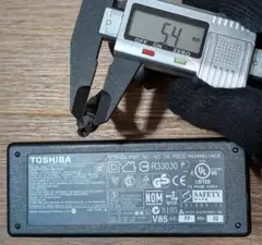 TOSHIBA 19V 3.95A ACアダプター PA3468U-1ACA