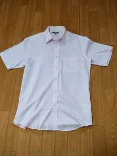 ユニクロ ピンク 半袖シャツ ポケット付き Lサイズ