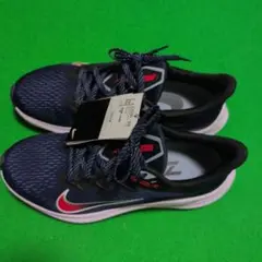 Nike Zoom ウインフロー.ネイビー .26.5cm. 新品.未使用。