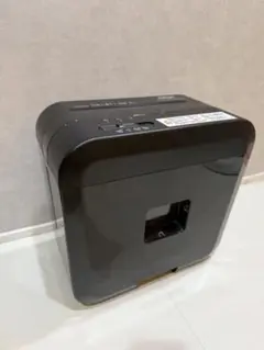 Item thumbnail for item 122ece18-4934-4f5d-9bcb-e38b12090593