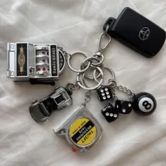 じゃらじゃらキーホルダー　チャーム　車　シルバー　メンズ　韓国　y2k アメカジ