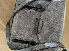 ショルダーバッグ