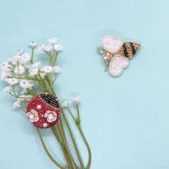 てんとう虫とハチブローチ2点セット