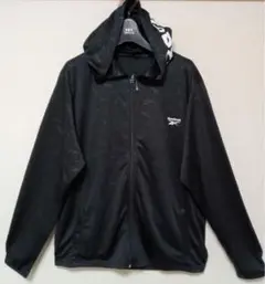 Reebokリーボック新品未使用UVジップパーカージャケットブラックサイズM