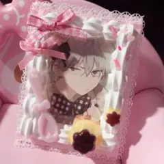 トレカケース ホイップデコ ピンク 量産型 プリン 現品