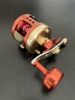 okuma titanic 300とレッド アイシス300の2個セット okuma titanic 300とレッド アイシス300の2個セット - メルカリ