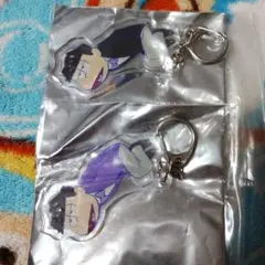 AJ おそ松さん A応P アクリルキーホルダー 一松