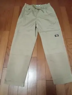 Dickies ベージュイージーパンツ