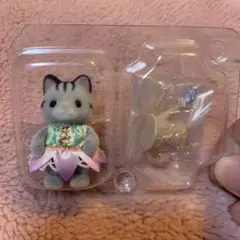 シルバニア　グレイッシュネコ　赤ちゃんお花畑のおともだちシリーズ