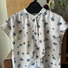 globe ブラウス