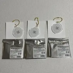 巴形薙刀　とうらぶ　刀剣乱舞　ヒルトン　アクキー　アクリルキーホルダー