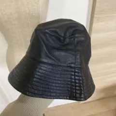 フェイクレザー バケットハット