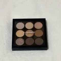 Item thumbnail for item cba76c4c-0a0f-42b0-9ebe-fe8d9fb6904e