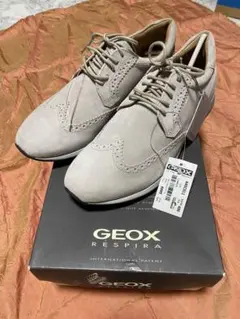 (新品)GEOXスエードシューズ