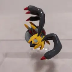 ポケットモンスター モンスターコレクション　ギラティナ　バトルフォルム　美品
