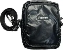 supreme ショルダーバッグ 【田中芽衣さん着用】