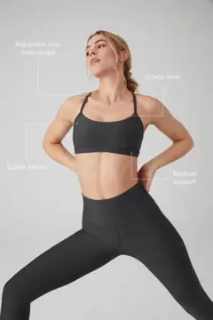 【alo】Airlift Intrigue Bra Sサイズ