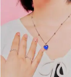 新品未使用品☆メルカリ便☆ブルーハート×ネックレス