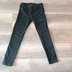 UNIQLO ブラック スキニーデニム Sサイズ