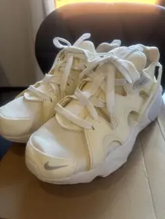 Nike エアハラチクラフト レディース26㎝