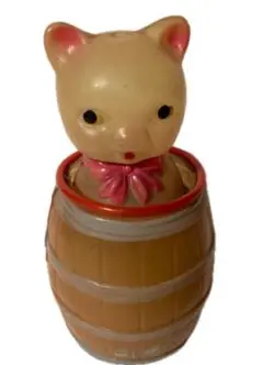猫のバレル型知育玩具