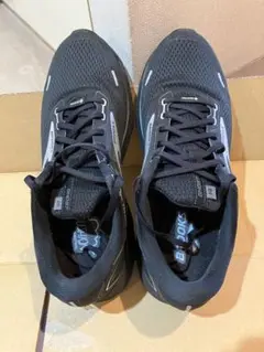 Brooks Ghost 14 黒　スニーカー　28.5cm -D ゴアテックス