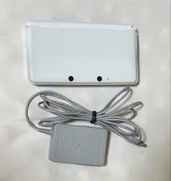 NINTENDO 3DS ホワイト 本体 ACアダプター付き