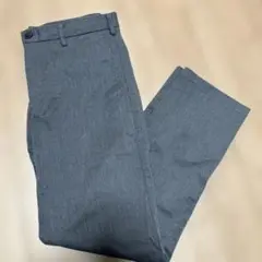 グレー スラックス　しっかり生地