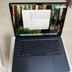 MacBook Air M4 15インチ 512GB 24GB 充放8回 us