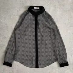 セール中！美品【MURRL】甘さと品のいいとこ取り♡春夏秋◎トップス シャツ 柄