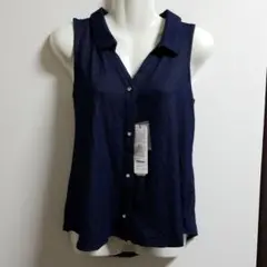 新品　タグ付き　ビジューボタン　ノースリーブ ブラウス　ネイビー