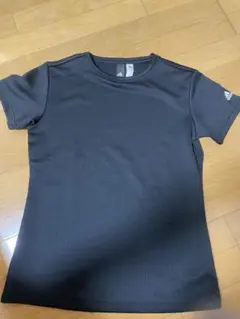 【adidas】スポーツ用 トレーニングトップス（レディース）