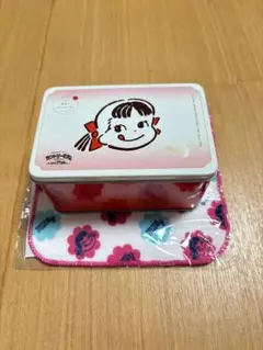 ペコちゃん空き缶　ペコちゃんタオルハンカチ