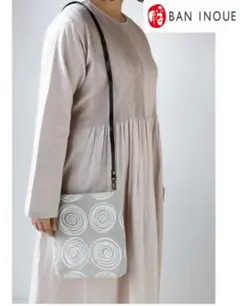 【お値下げ】美品 ban inoue うず ポシェットショルダー
