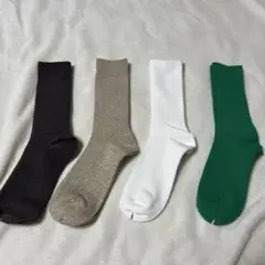 【お得！未使用】ユニクロソックス四点セット