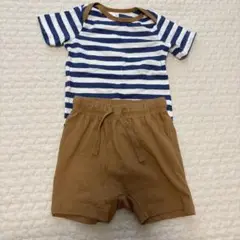 H&M ストライプ Tシャツとショートパンツセット 74