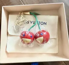 新品未使用 ルイヴィトン 村上隆 コラボ チェリー　チャーム M02476