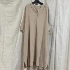 DAYTIMEワンピース　M 新品未使用　ベージュ