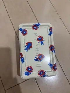 万博　ミャクミャク　空き缶