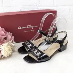 Item thumbnail for item ca618b26-cbb4-49d8-809a-85ad3443370a