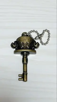 ONE PIECE 鍵型チャーム　キーホルダー