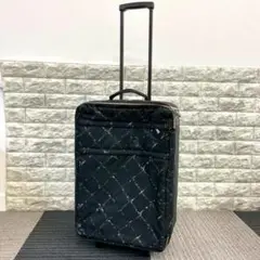 CHANEL/シャネル シルバー キルティング キャリーケース CHANEL シャネル ニューヨークライン 機内持ち込みキャリー