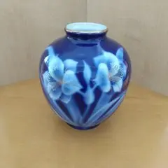 美品 花瓶 美濃焼 庫山窯 青花緑彩 美品 花瓶 美濃焼 庫山窯 青花緑彩 - メルカリ