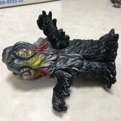 ヘドラ　ソフビ　1993 東宝　バンダイ　当時品　レア ヘドラ ソフビ 1993 東宝 バンダイ 当時品 レア - メルカリ