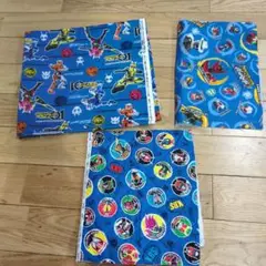 仮面ライダー　はぎれ　生地
