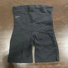 新品未使用 M 黒 ガードル