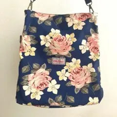 ほぼ新品　キャスキッドソン　ショルダーバック　花柄　リバーシブル　メッセンジャー